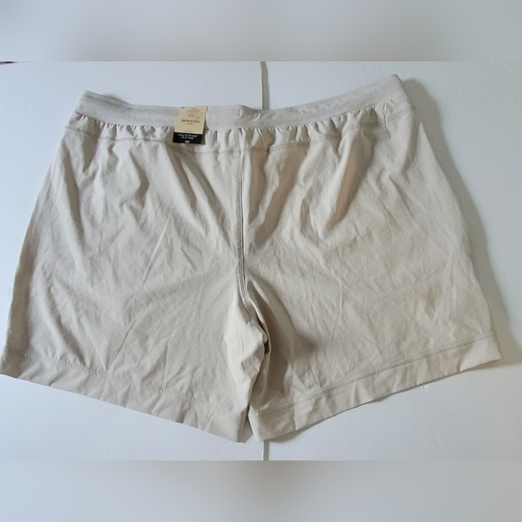 NWT St. Johns Bay Bermuda Shorts ❤️ - Picture 2 of 8